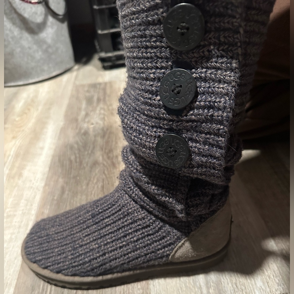 UGG sweater boots size 9